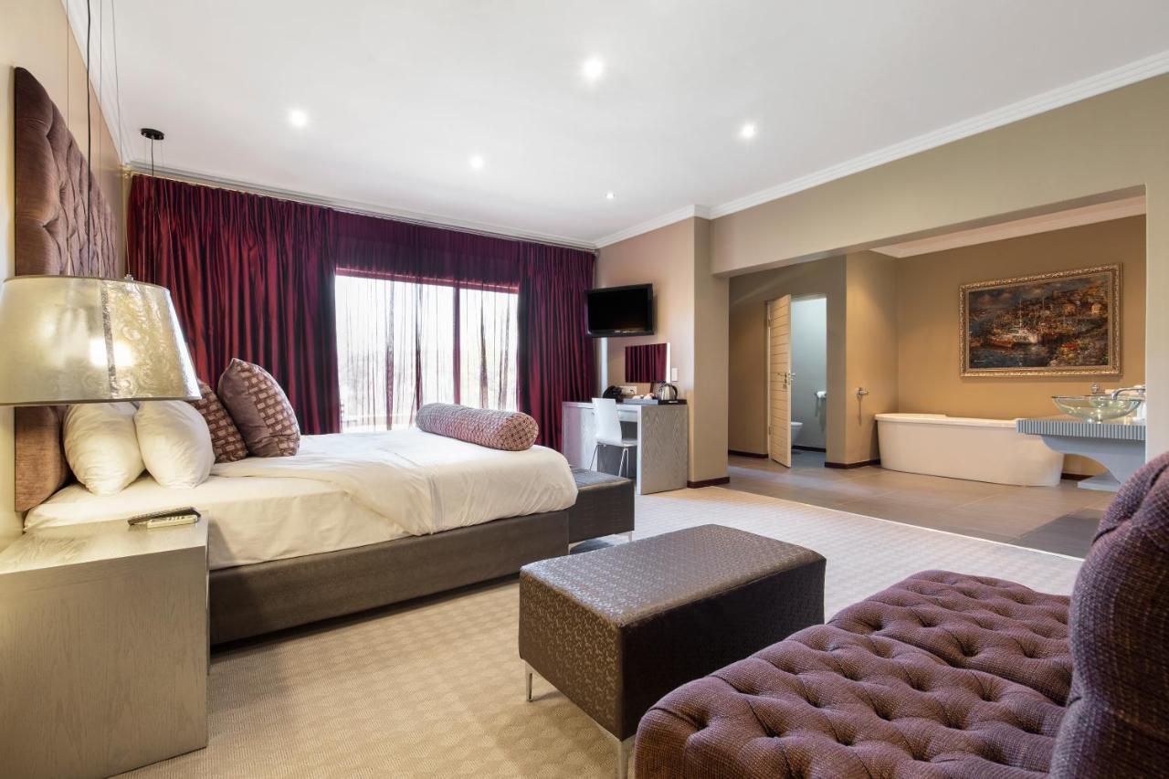 เซนต์แอนดรูว์ โฮเต็ล แอนด์ สปา Hotel โจฮันเนสเบิร์ก ภายนอก รูปภาพ