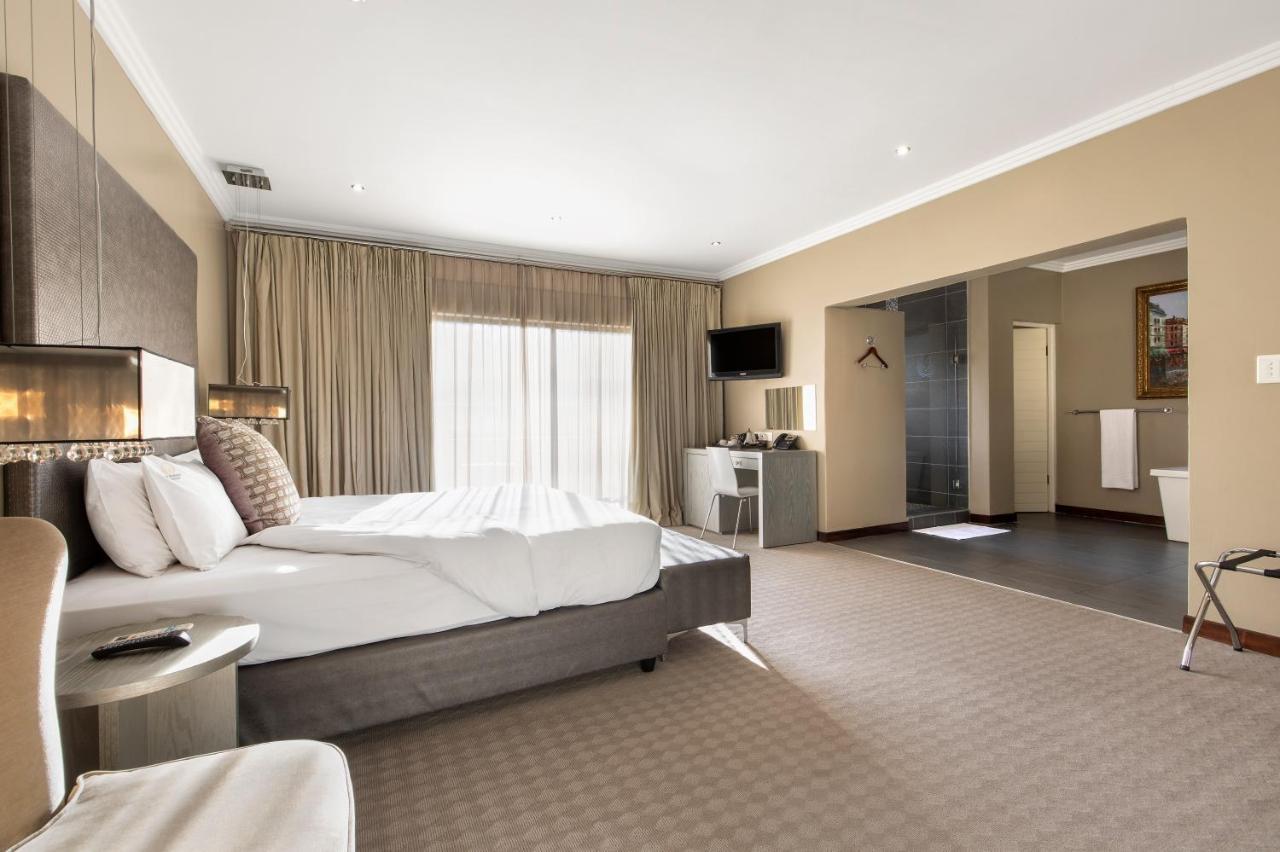 เซนต์แอนดรูว์ โฮเต็ล แอนด์ สปา Hotel โจฮันเนสเบิร์ก ภายนอก รูปภาพ