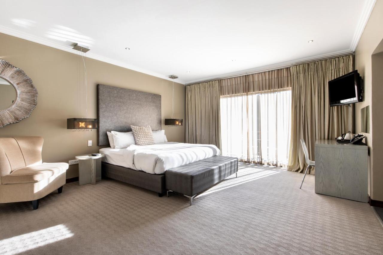 เซนต์แอนดรูว์ โฮเต็ล แอนด์ สปา Hotel โจฮันเนสเบิร์ก ภายนอก รูปภาพ